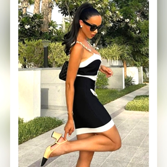 (M)🖤⭐️ Revamped Asymmetrical Bodycon Dress🖤⭐️ Ptp 14"×L40.5" - Picture 2 of 10